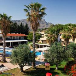 Imagine pentru Pefkos Village Resort Charter Avion - Pefkos 2025