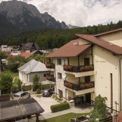 Imagine pentru Hotel The Ghetto Cazare - Munte Busteni la hoteluri de 4* stele 2024