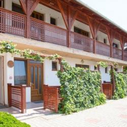 Imagine pentru Hotel Rozsakert Apartmanhaz Cazare - Hajduszoboszlo 2026