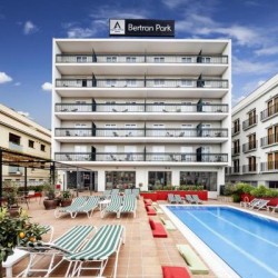 Imagine pentru Aqua Hotel Bertran Park Cazare - Litoral Lloret De Mar la hoteluri cu Demipensiune 2024