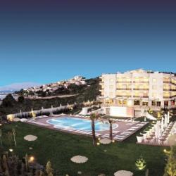 Imagine pentru Sisus Hotel Cazare - Litoral Cesme 2024