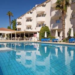 Imagine pentru Mandalena Apartments Hotel Cazare - Litoral Paralimni la hoteluri de 3* stele 2024