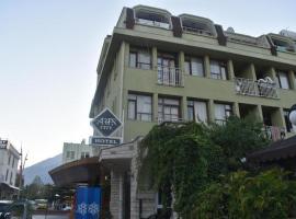 Hotel Ares City