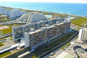 poza telefon Hotel Nirvana Cosmopolitan