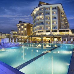 Imagine pentru Ramada Resort Kusadasi & Golf Cazare - Litoral Kusadasi la hoteluri cu Pensiune completa 2025