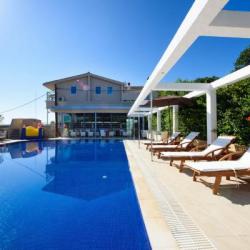 Imagine pentru Hotel Angelo Del' Arte Estate Cazare - All Locations la hoteluri de 4* stele 2025