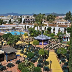 Imagine pentru Hotel Globales Cortijo Blanco Cazare - Litoral Malaga la hoteluri de 3* stele 2024