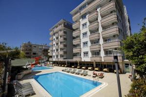 poza telefon Hotel Sealine