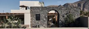 Imagine pentru Istoria Hotel Santorini Cazare - Litoral Perissa 2025