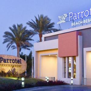 poza Parrotel Beach Resort