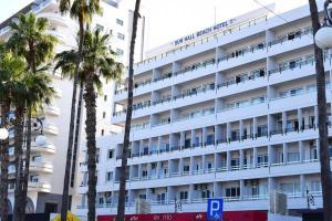 poza telefon Sun Hall Beach Hotel Apartments
