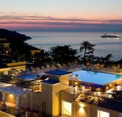 Imagine pentru Hotel La Favorita Cazare - Litoral Napoli 2025
