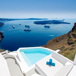 Imagine pentru Hotel Aqua Luxury Suites Santorini Charter Avion - Imerovigli 2024