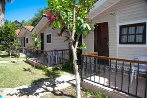 poza telefon Hotel Leda Beach