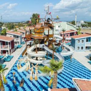 poza Hotel Crystal Club World Of Colours