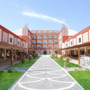 poza Side West Park Hotel