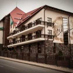 Imagine pentru Hotel Edelweiss Cazare - Munte Poiana Brasov la hoteluri de 4* stele 2025