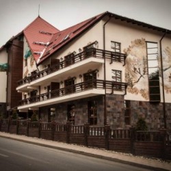 Imagine pentru Hotel Edelweiss Cazare - Munte Poiana Brasov la hoteluri de 4* stele 2024