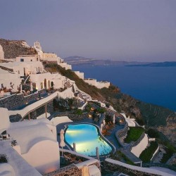 Imagine pentru Oia Cazare - Litoral Insula Santorini la hoteluri de 5* stele 2025
