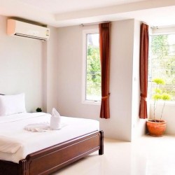 Imagine pentru Hotel J. Holiday Inn Cazare - Krabi la hoteluri de 3* stele 2025