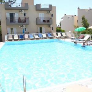 poza Acropolis Apartments