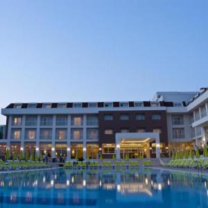 poza Hotel White Lilyum