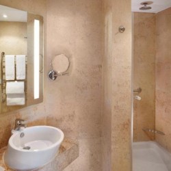 Imagine pentru Hotel Le Meridien St Julians & Spa Cazare - Litoral St Julians la hoteluri de 5* stele 2025