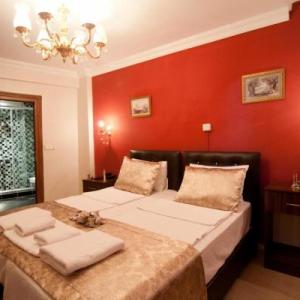 poza Hotel Magnificent