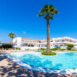 Imagine pentru Hotel Sabina Charter Avion - Theologos 2025