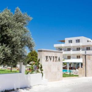 poza Evita (Ex Evita Studios)