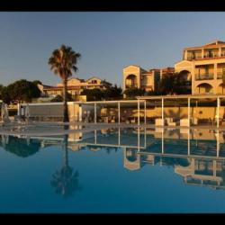 Imagine pentru The Bay Hotel And Suites Cazare - Litoral Vasilikos la hoteluri de 4* stele 2025