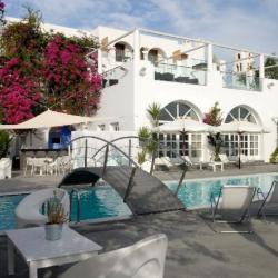 Imagine pentru Fira City Break - Grecia la hoteluri cu Demipensiune 2025