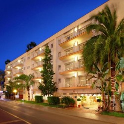 Imagine pentru Best Western Hotel Les Palmeres Charter Avion - Calella 2025