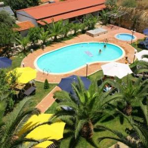 poza Harmony Hotel & Studio