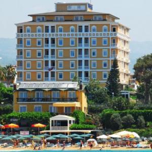 poza Hotel Antik & Antik Garden