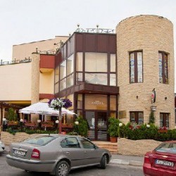 Imagine pentru Hotel Castel Cazare - Ramnicu Valcea la hoteluri de 3* stele 2024