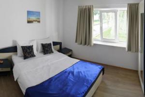 poza telefon Hanul Piratilor - Camping Village