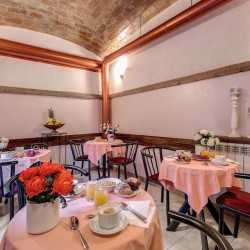 Imagine pentru Espana Hotel Cazare - City Break Roma la hoteluri de 3* stele 2025