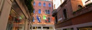 Imagine pentru A La Commedia Hotel Cazare - Litoral Venetia la hoteluri de 4* stele 2025