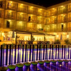 Imagine pentru Miami Park Aparthotel Charter Avion - Calella 2025