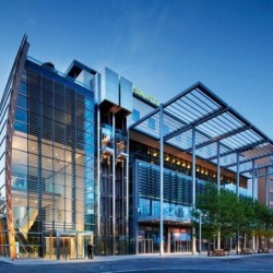 Imagine pentru The Gibson Hotel Cazare - Irlanda 2026