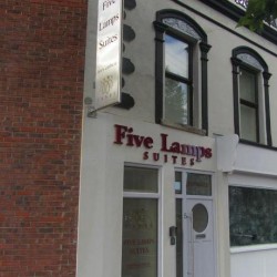 Imagine pentru Hotel The Five Lamps Suites Cazare - Irlanda la hoteluri de 4* stele 2025