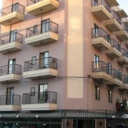 Imagine pentru Qawra Cazare - Litoral Malta la hoteluri de 3* stele 2025