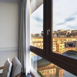 Imagine pentru Hotel Portrait Firenze Cazare - City Break Regiunea Toscana la hoteluri de 5* stele 2025