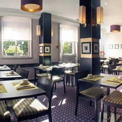 Imagine pentru Hotel Le Versailles Cazare - Versailles 2026