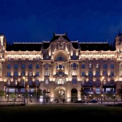 Imagine pentru Hotel Four Seasons Gresham Palace Cazare - City Break Budapest 2023