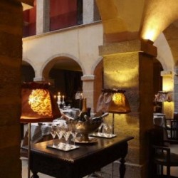 Imagine pentru Hotel Cour Des Loges Cazare - City Break Lyon la hoteluri de 5* stele 2024