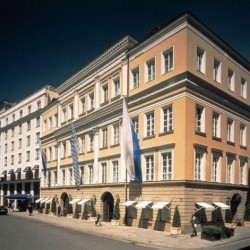 Imagine pentru Hotel Bayerischer Hof Cazare - Munchen la hoteluri de 5* stele 2024