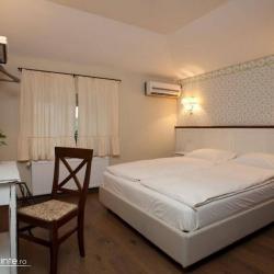 Imagine pentru Boutique Hotel Piazzetta Cazare - City Break Bacau 2026