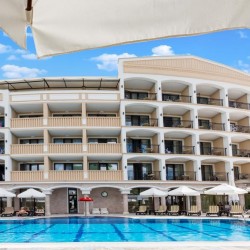 Imagine pentru Hotel Siena Palace Cazare + Autocar - Primorsko la hoteluri cu Pensiune completa 2025